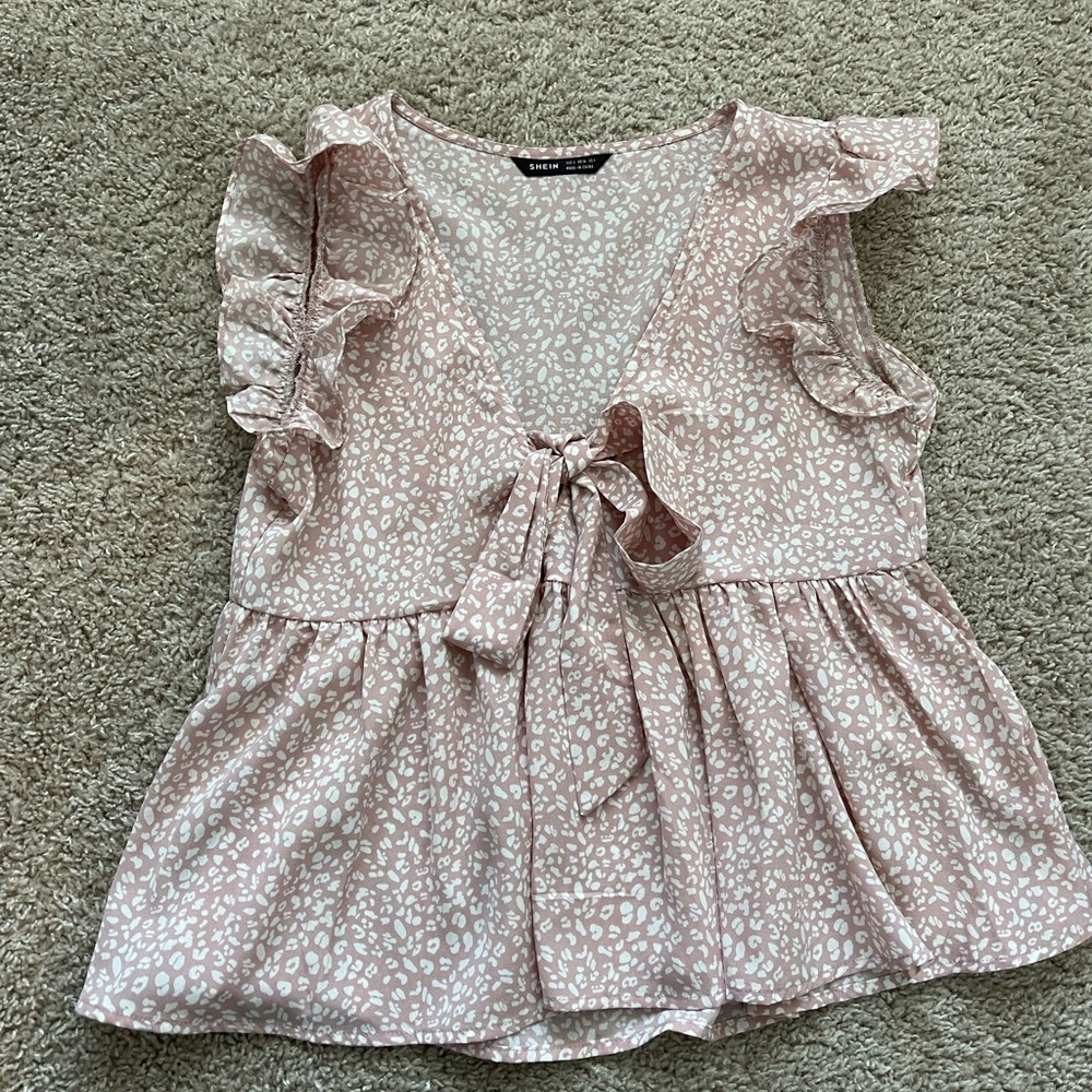 Cute top